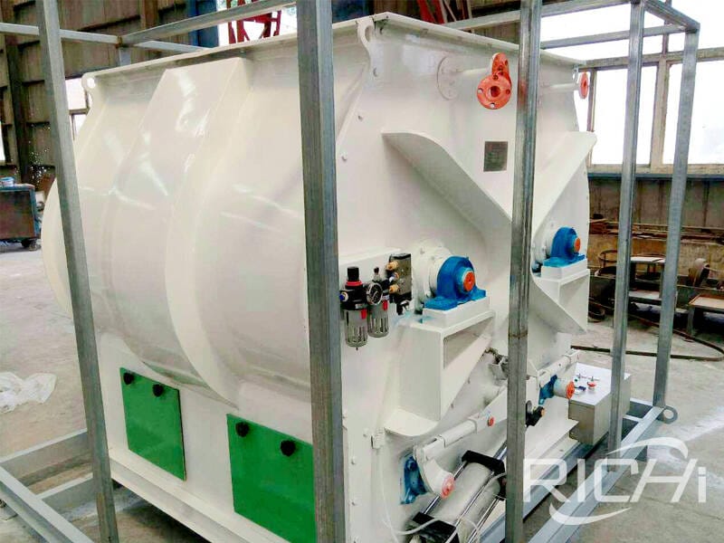 Cattle Feed Mixing Machine