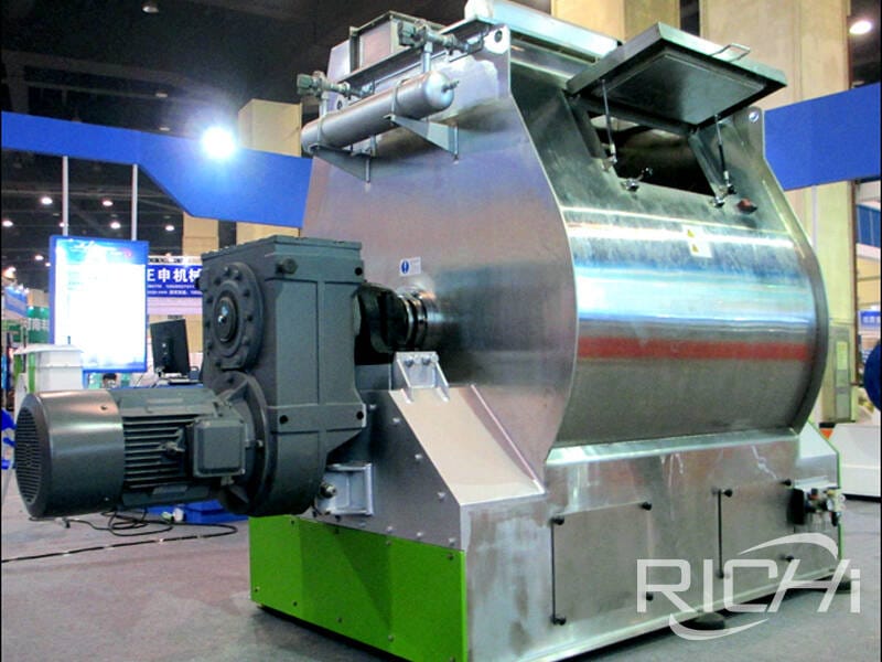 Feed Mixing Machine