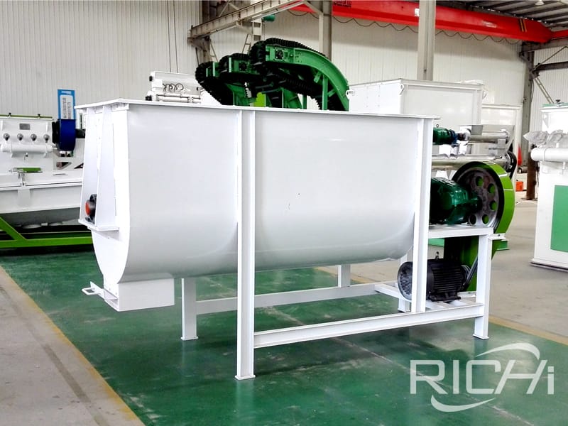 fodder mixing machine