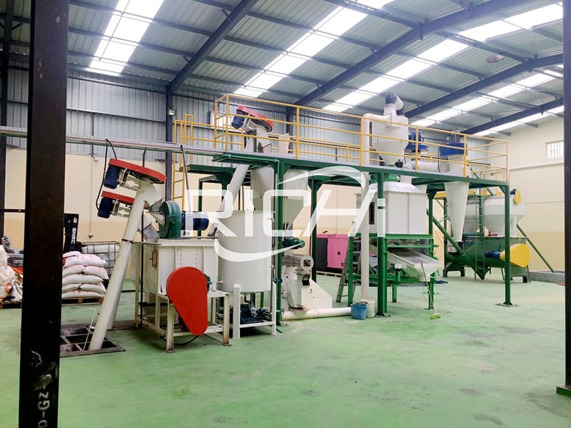 1-2 Ton Per Hour Small Ring Die Chicken Feed Pellet Production Line For Sale