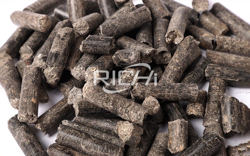 Biomass Fuel Pellets Processed By 3 Ton Per Hour CE Certificate Pine Wood Pellet Mill Machine