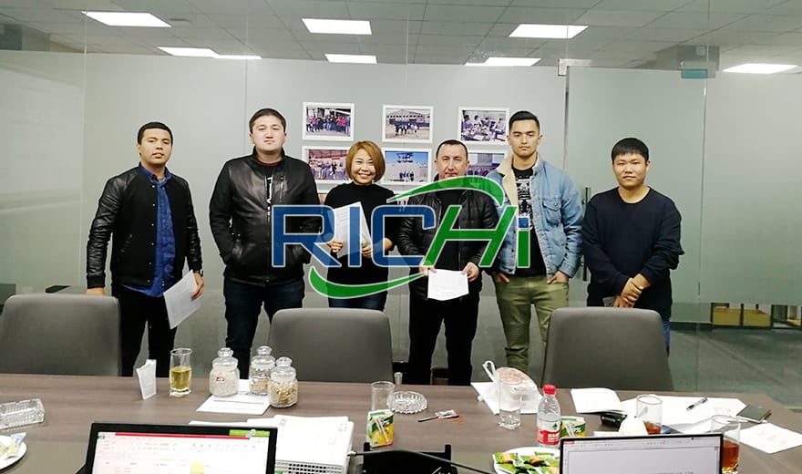 [RICHI In Uzbekistan]3-5T/H poultry chicken feed pellet proceesing line in Samarkand