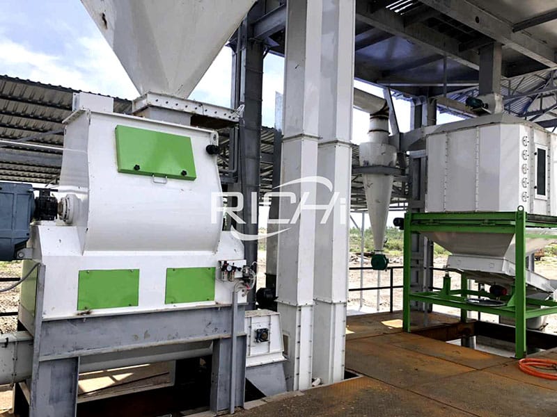 floating fish feed pellet processing line