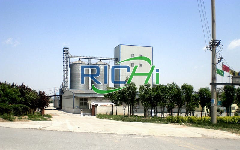 The 10-15T/H Animal Feed Pellet Line with Silo System In Uzbekistan