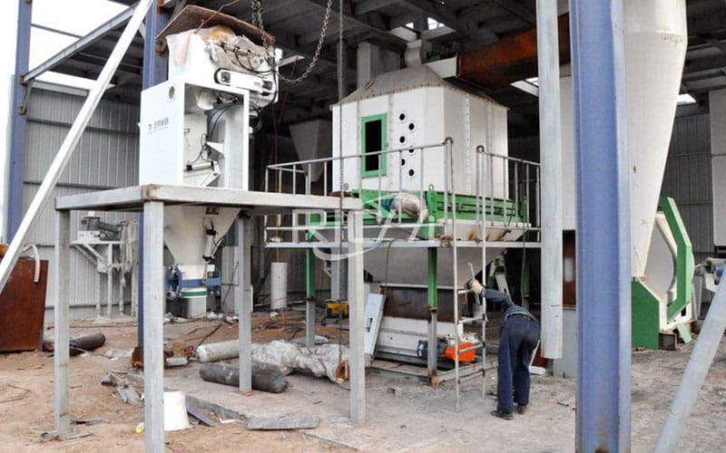 100KG/H Fish Feed Production Line In UK
