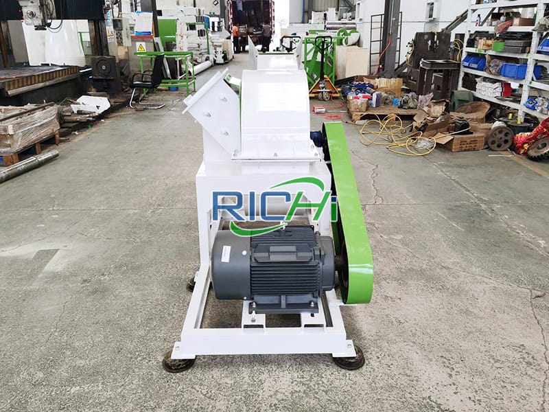 Richi Sawdust Maker Machine