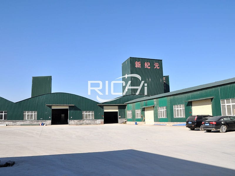 animal poultry chicken cattle pig feed mill equipment