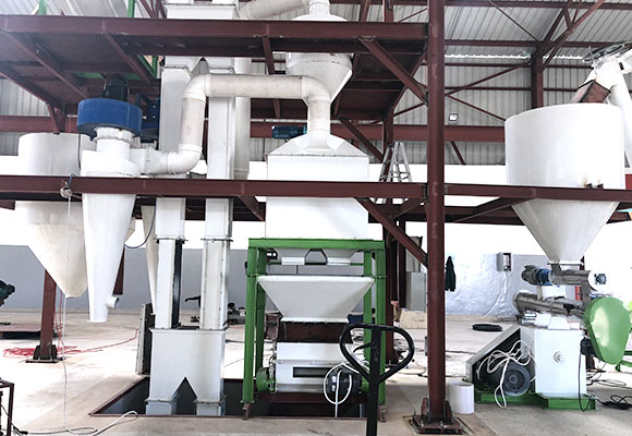 1T/H Floating Fish Feed Production Line and 1-2T/H Cattle Feed Plant In Uzbekistan