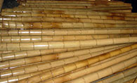 Poteau de bambou